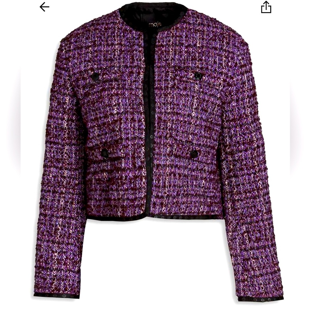 Maje set.
Blazer + skirt.